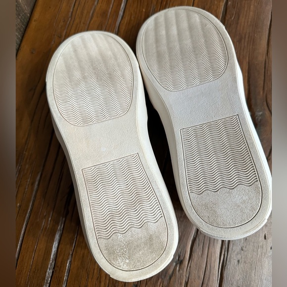 Steve Madden Ecentrcq Quilted Slip On Sneaker Shoe in Pink Size 9.5 Women’s - Picture 7 of 15